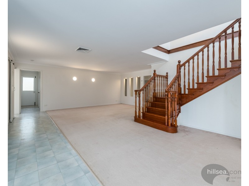 47 Lindsay Parade, Paradise Point QLD 4216