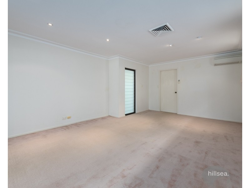 47 Lindsay Parade, Paradise Point QLD 4216