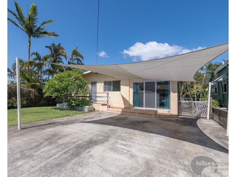 42 Iando Street, Coombabah QLD 4216