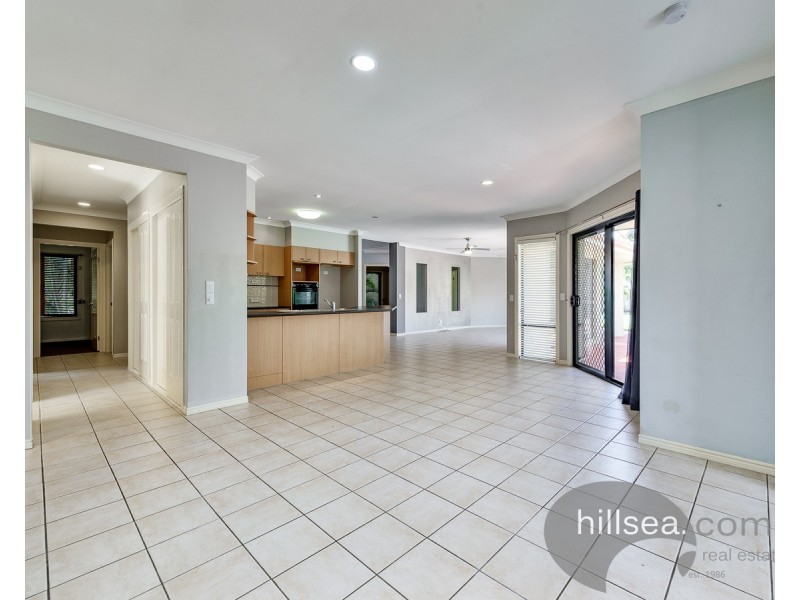7 Eastside Esplanade, Helensvale QLD 4212