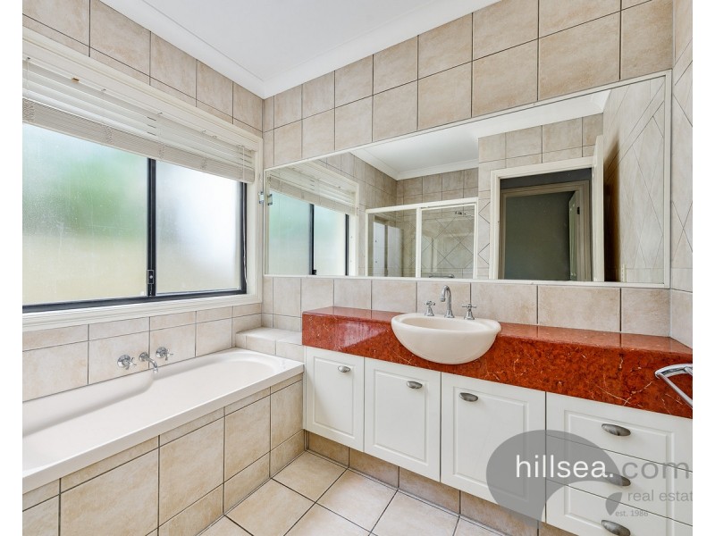 7 Eastside Esplanade, Helensvale QLD 4212