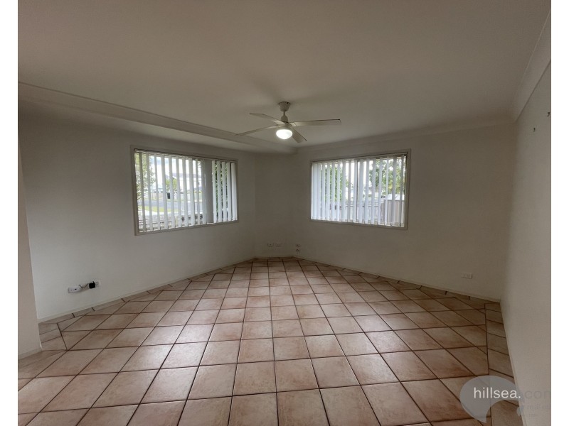1/87 Stradbroke Street, Runaway Bay QLD 4216