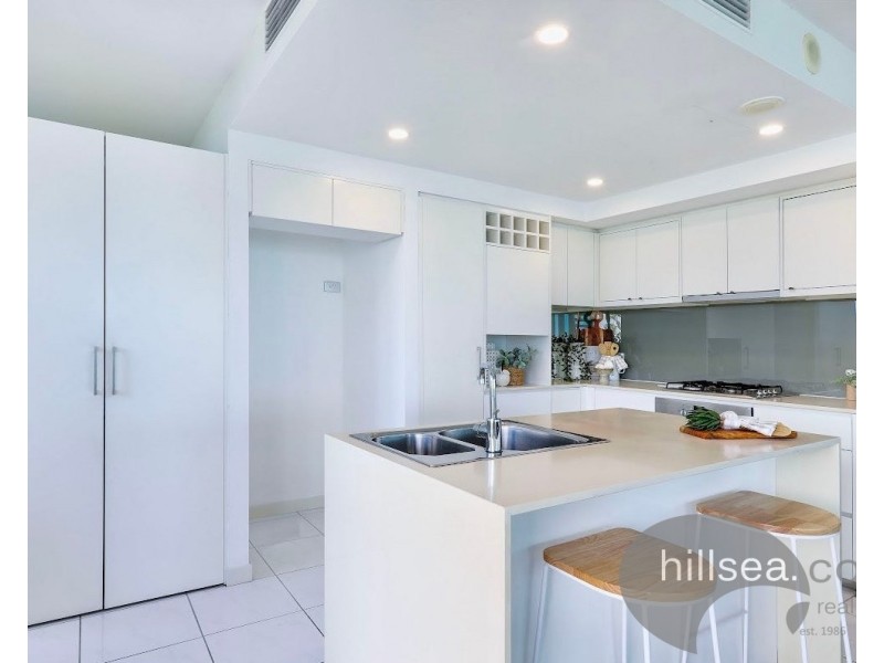 1206/438 Marine Parade, Biggera Waters QLD 4216
