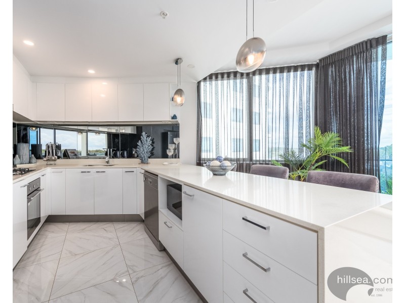 4401/5 Harbour Side Court, Biggera Waters QLD 4216