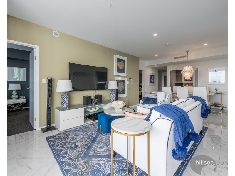 4401/5 Harbour Side Court, Biggera Waters QLD 4216