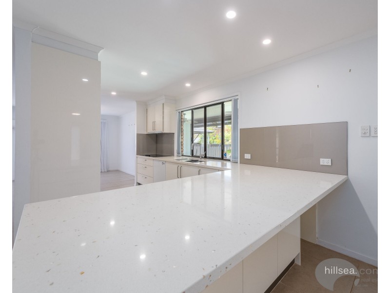 14A Thrush Avenue, Paradise Point QLD 4216