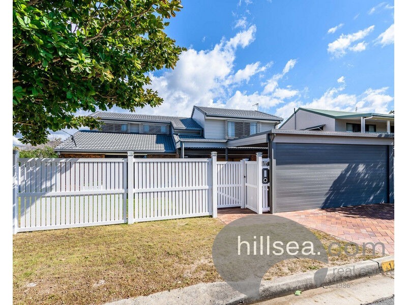 14A Thrush Avenue, Paradise Point QLD 4216