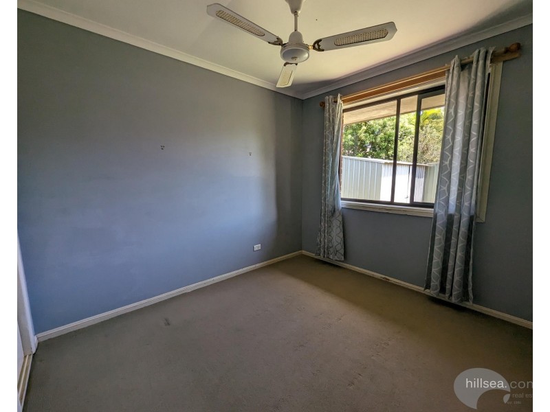 2/185 Olsen Avenue, Labrador QLD 4215