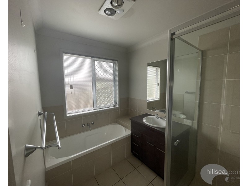 11 Appollo Place, Oxenford QLD 4210