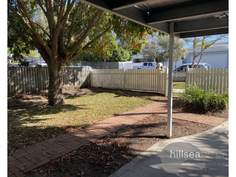 5 Kerr Avenue, Southport QLD 4215