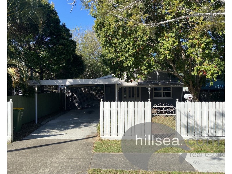 5 Kerr Avenue, Southport QLD 4215