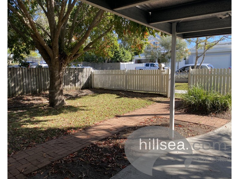 5 Kerr Avenue, Southport QLD 4215