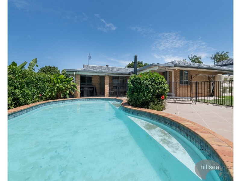 64 Open Drive, Arundel QLD 4214