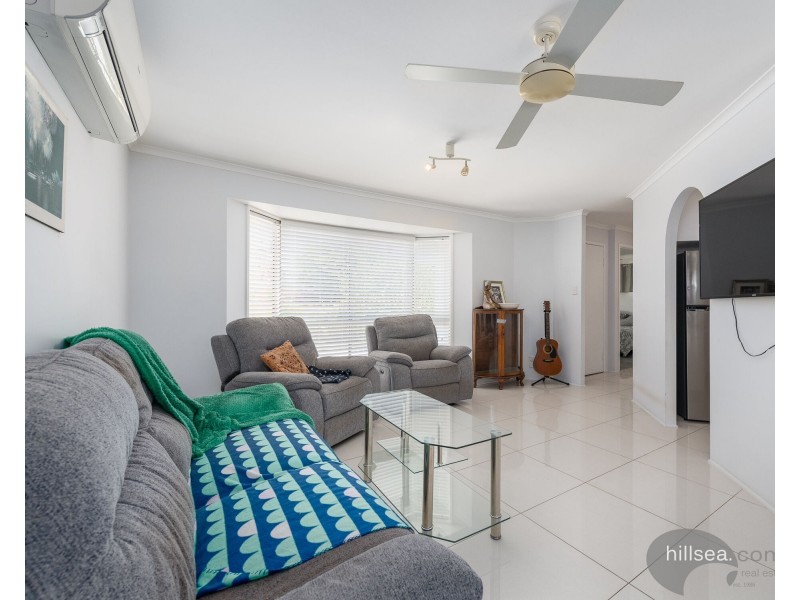 64 Open Drive, Arundel QLD 4214