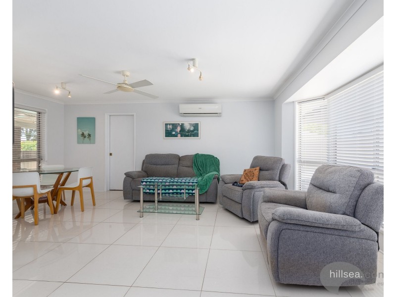 64 Open Drive, Arundel QLD 4214