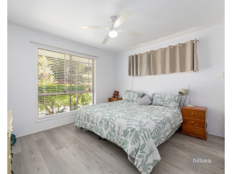 64 Open Drive, Arundel QLD 4214