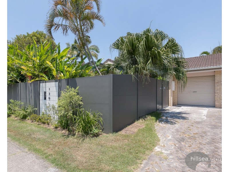 1/120 Whiting Street, Labrador QLD 4215