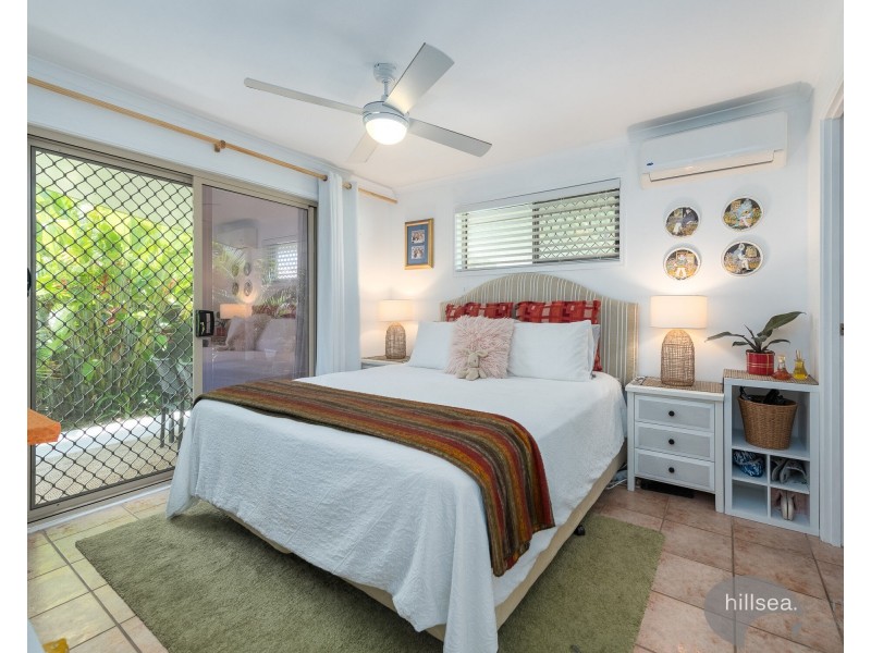 1/120 Whiting Street, Labrador QLD 4215