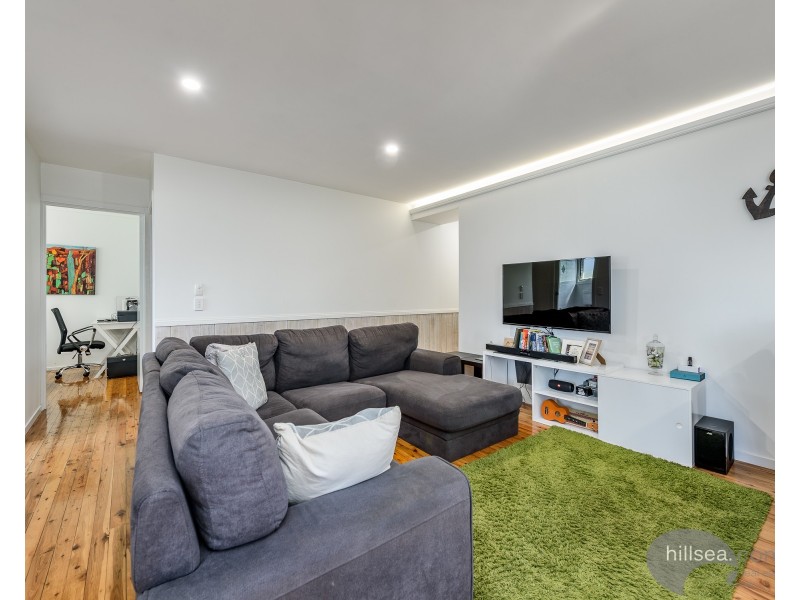 9 Allinga Street, Coombabah QLD 4216