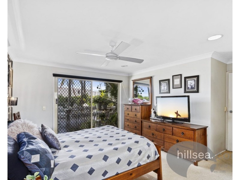 9 Carrumbella Drive, Arundel QLD 4214