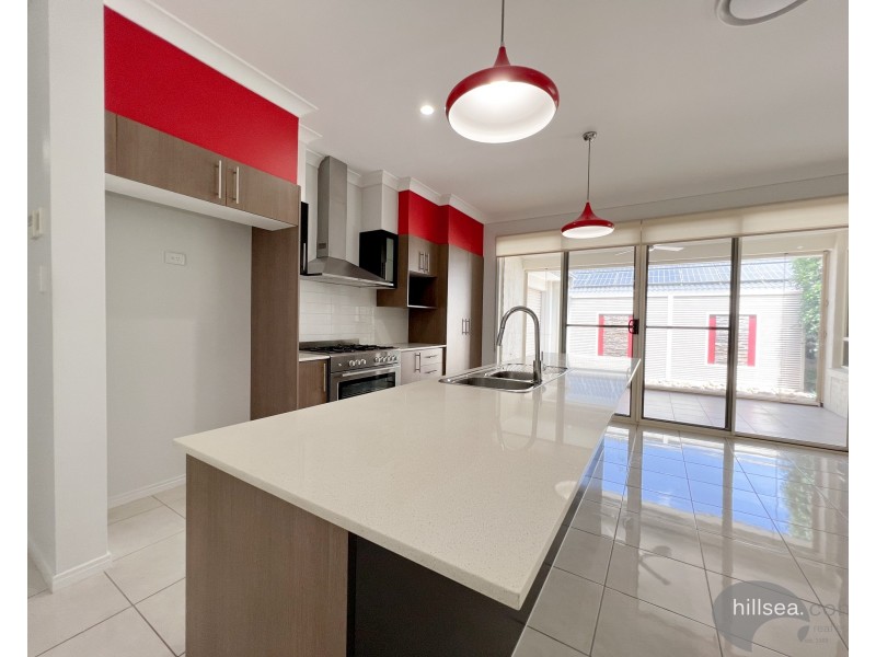 6 Manning Circuit, Pacific Pines QLD 4211