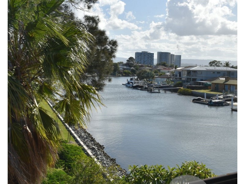 5/15 Burrows Street, Biggera Waters QLD 4216