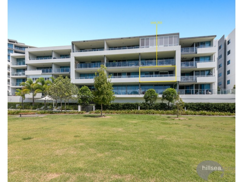 203/3 Compass Drive, Biggera Waters QLD 4216