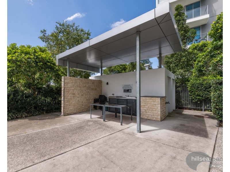 203/3 Compass Drive, Biggera Waters QLD 4216
