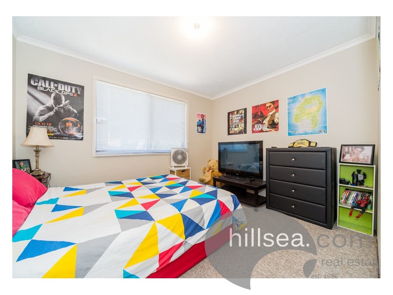 2/14 Brett Avenue, Labrador QLD 4215