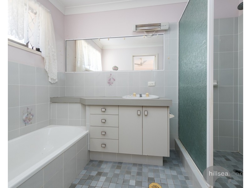 2/46 Broad Street, Labrador QLD 4215