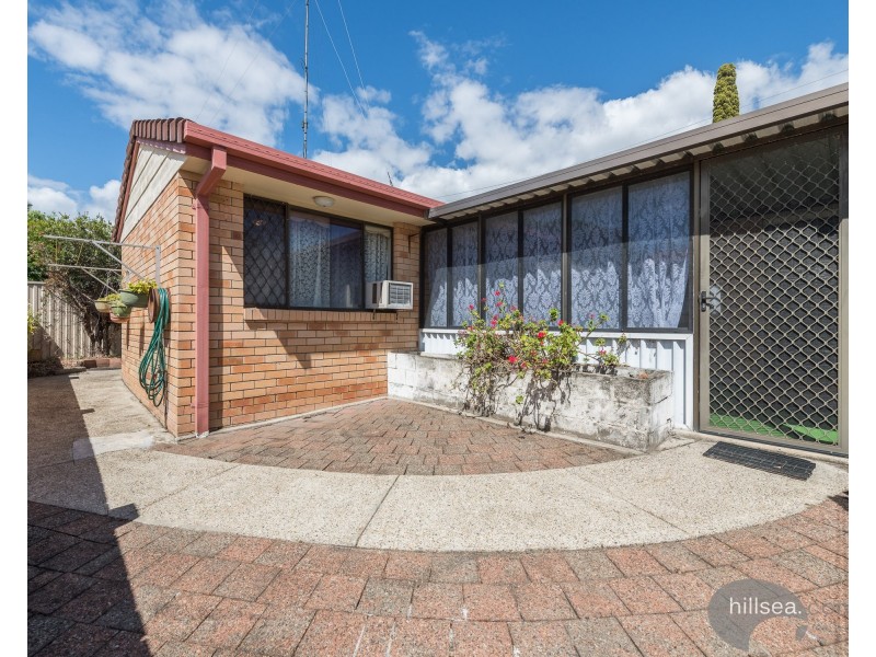 2/46 Broad Street, Labrador QLD 4215