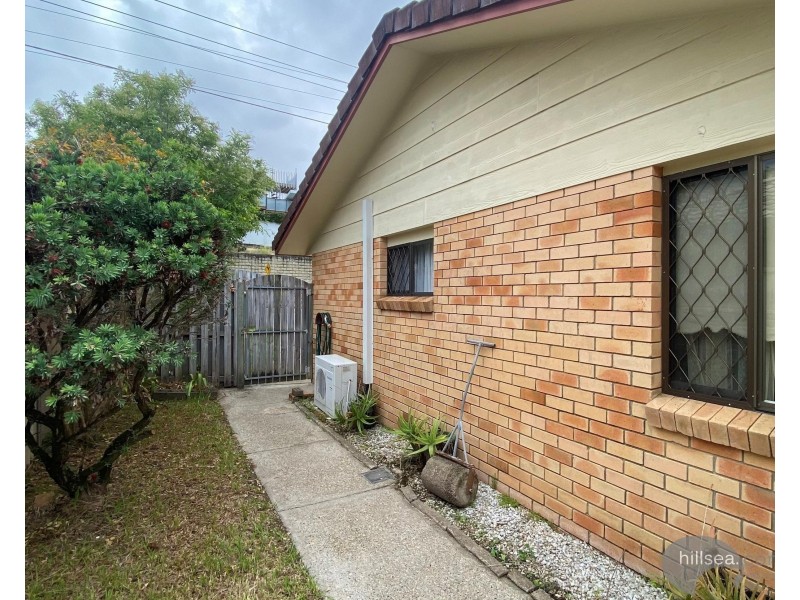 2/46 Broad Street, Labrador QLD 4215