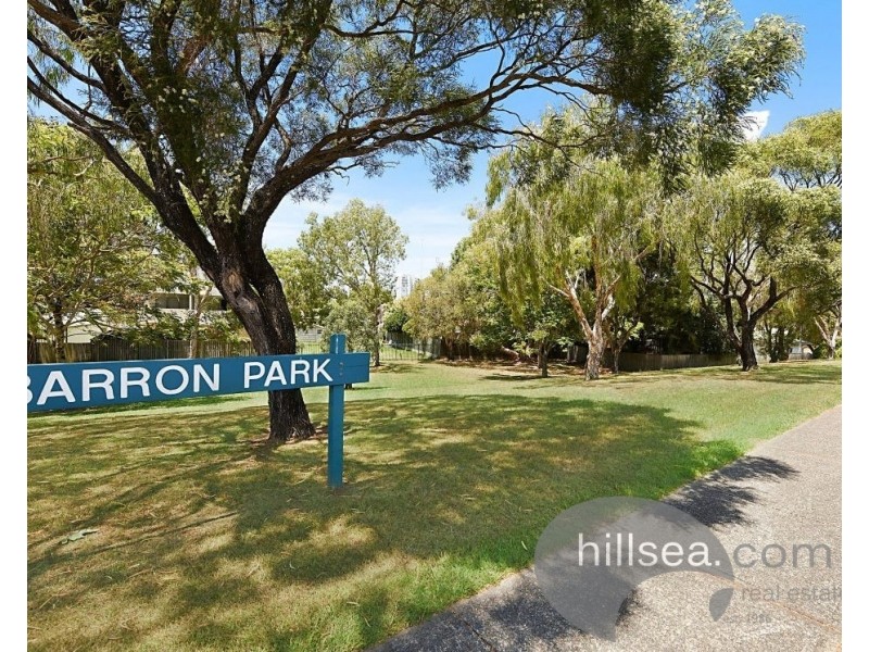 2/46 Broad Street, Labrador QLD 4215