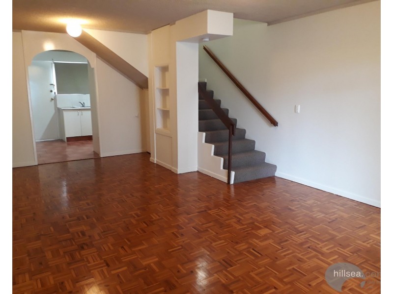 6/14 Central Street, Labrador QLD 4215