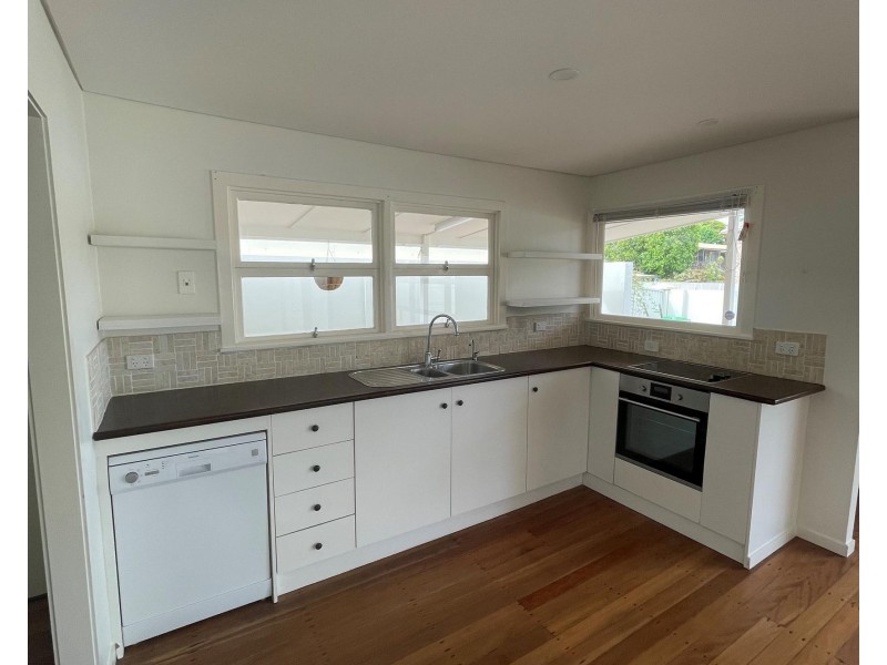 22 Loder Street, Biggera Waters QLD 4216