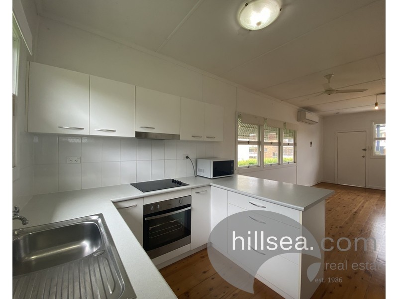 11 Parr Street, Biggera Waters QLD 4216