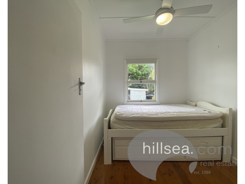 11 Parr Street, Biggera Waters QLD 4216