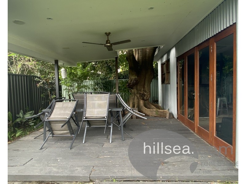 11 Parr Street, Biggera Waters QLD 4216