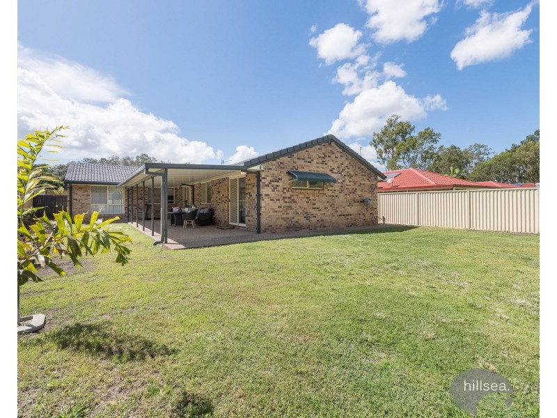 8 Cootharaba Drive, Helensvale QLD 4212