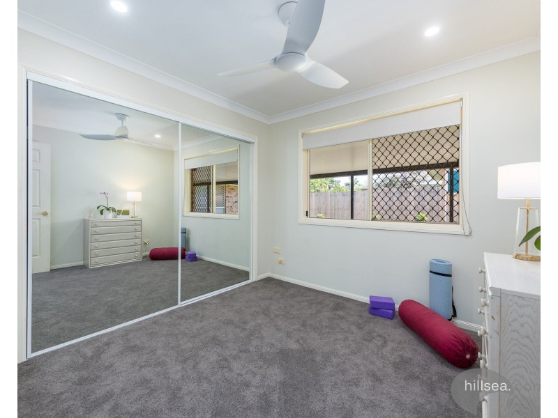 8 Cootharaba Drive, Helensvale QLD 4212