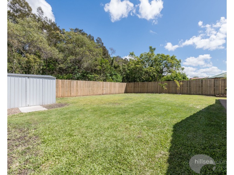 8 Cootharaba Drive, Helensvale QLD 4212