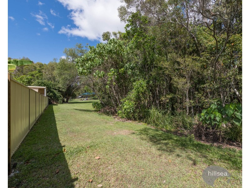8 Cootharaba Drive, Helensvale QLD 4212