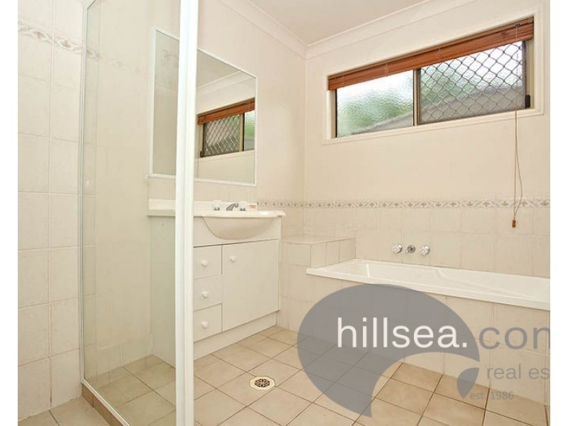 74 Henry Cotton Drive, Parkwood QLD 4214