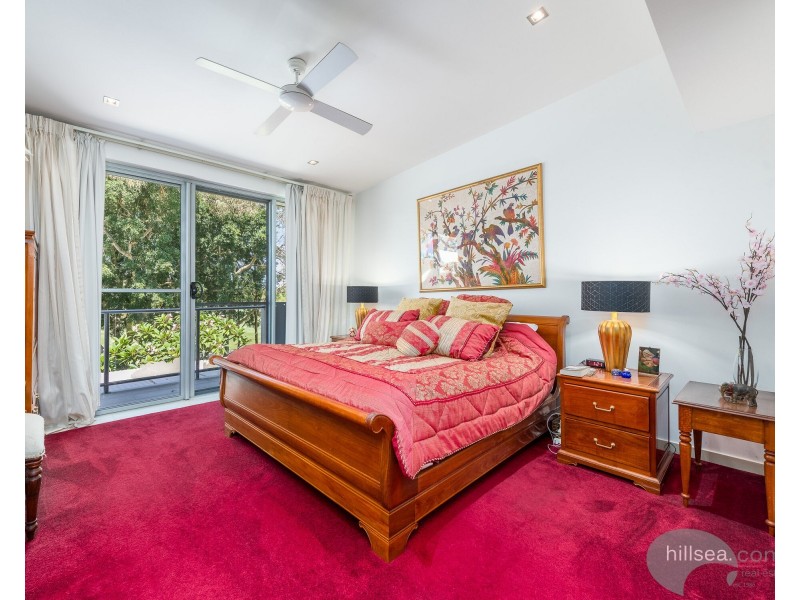 5229 Bay Hill Terrace, Sanctuary Cove QLD 4212