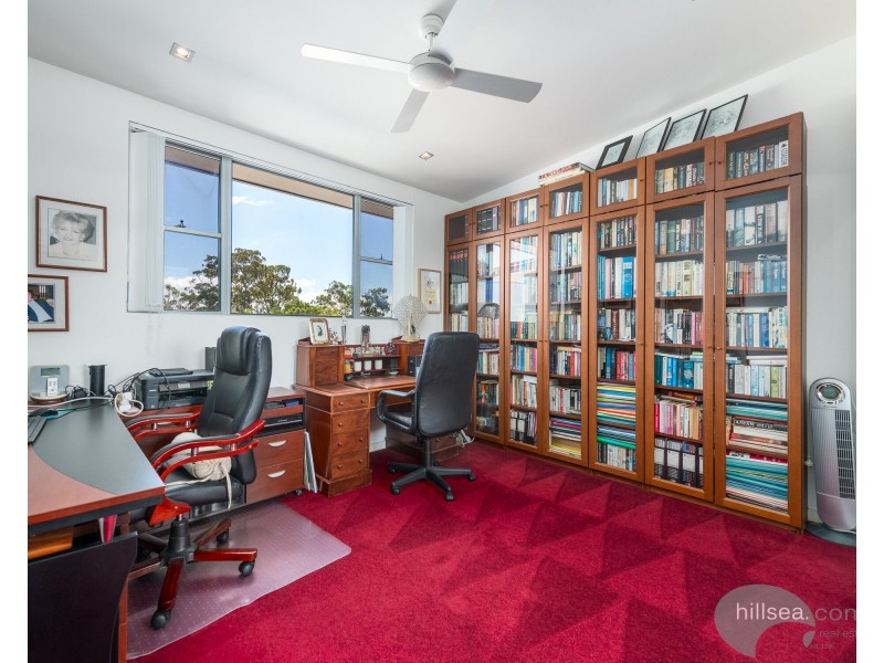5229 Bay Hill Terrace, Sanctuary Cove QLD 4212