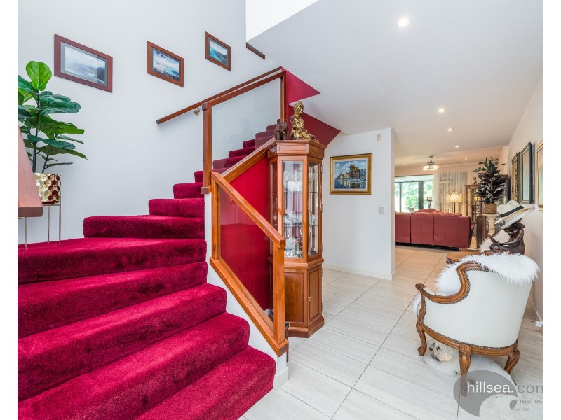 5229 Bay Hill Terrace, Sanctuary Cove QLD 4212