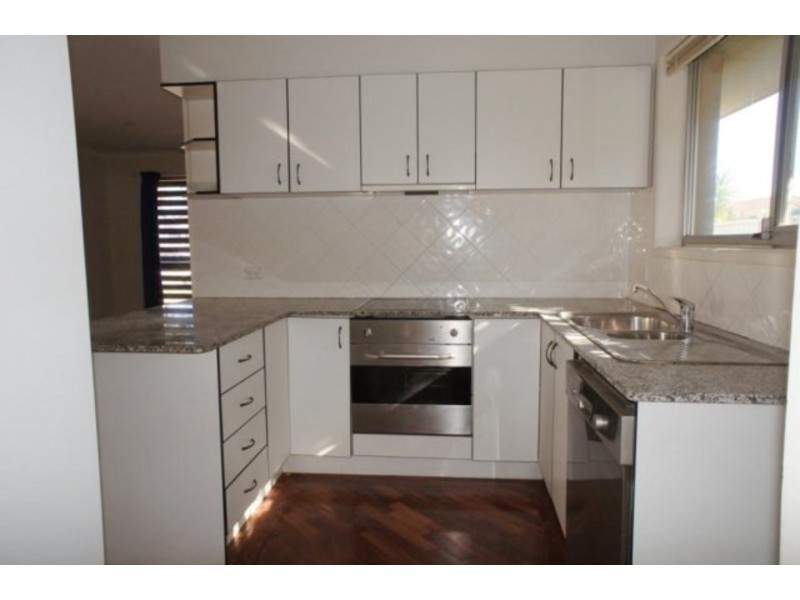 13 Jacaranda Avenue, Hollywell QLD 4216