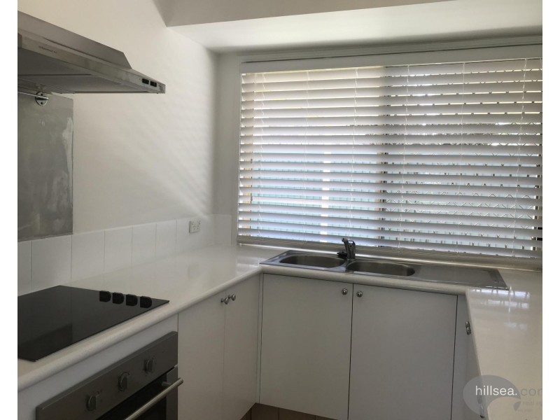 1/19 Crystal Reef Drive, Coombabah QLD 4216
