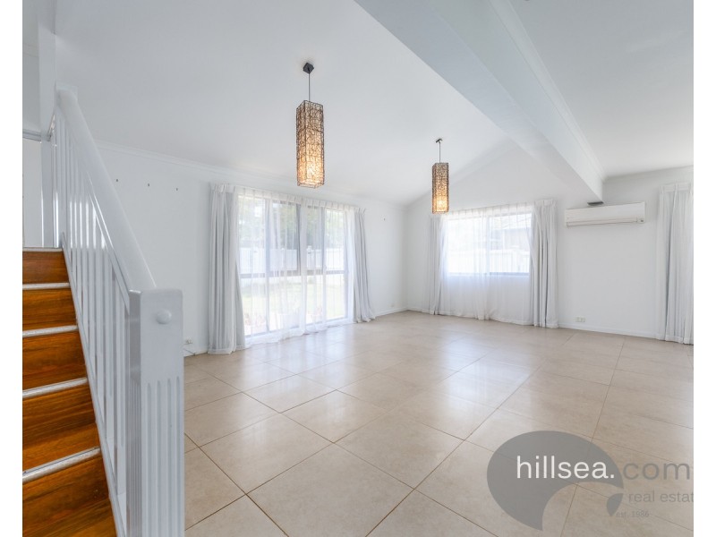 14A Thrush Avenue, Paradise Point QLD 4216