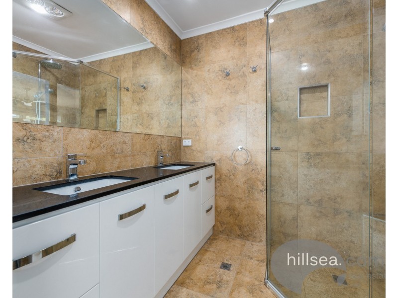 14A Thrush Avenue, Paradise Point QLD 4216